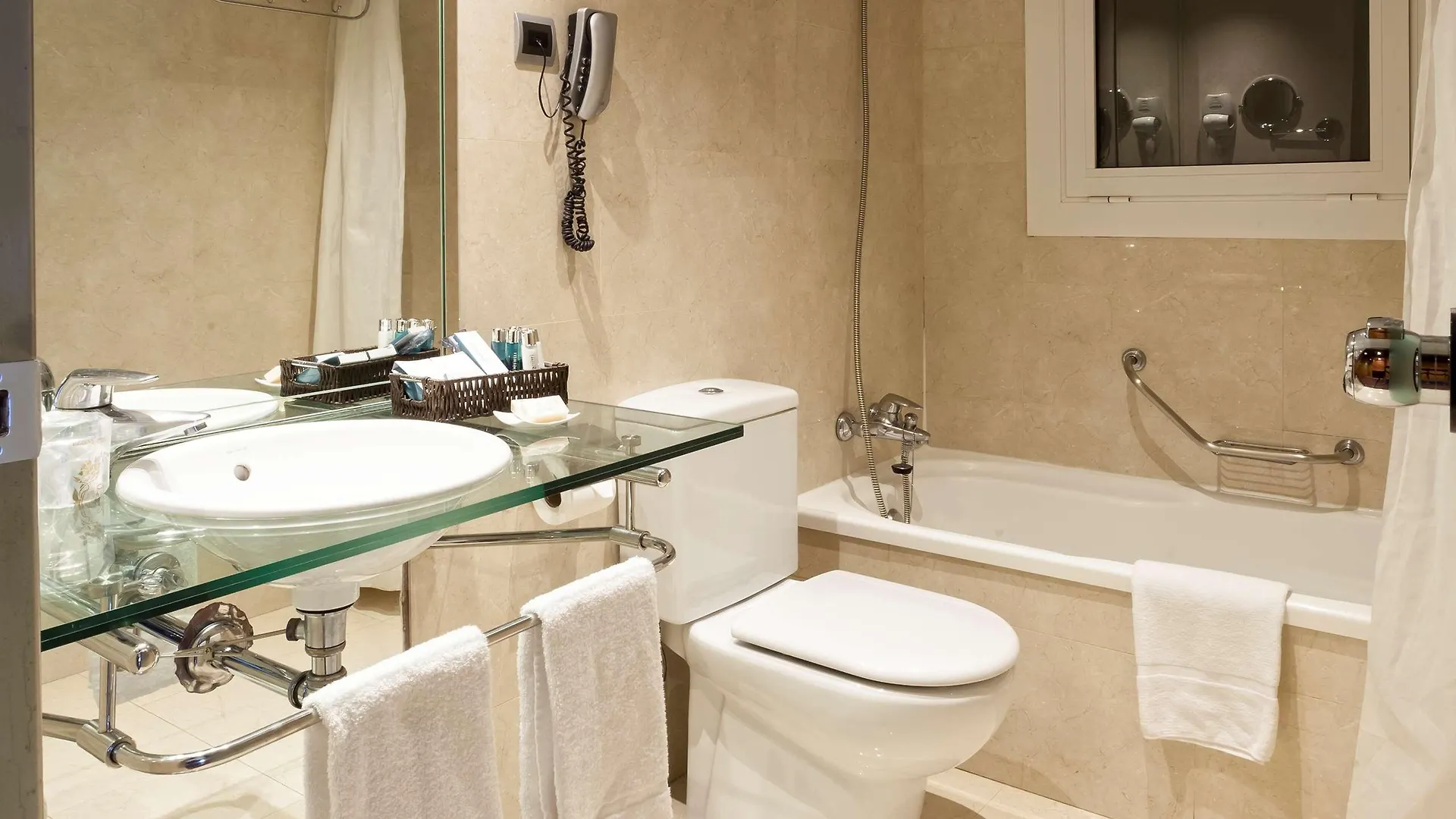 Best Western Hotel Mediterraneo Castelldefels 4*,