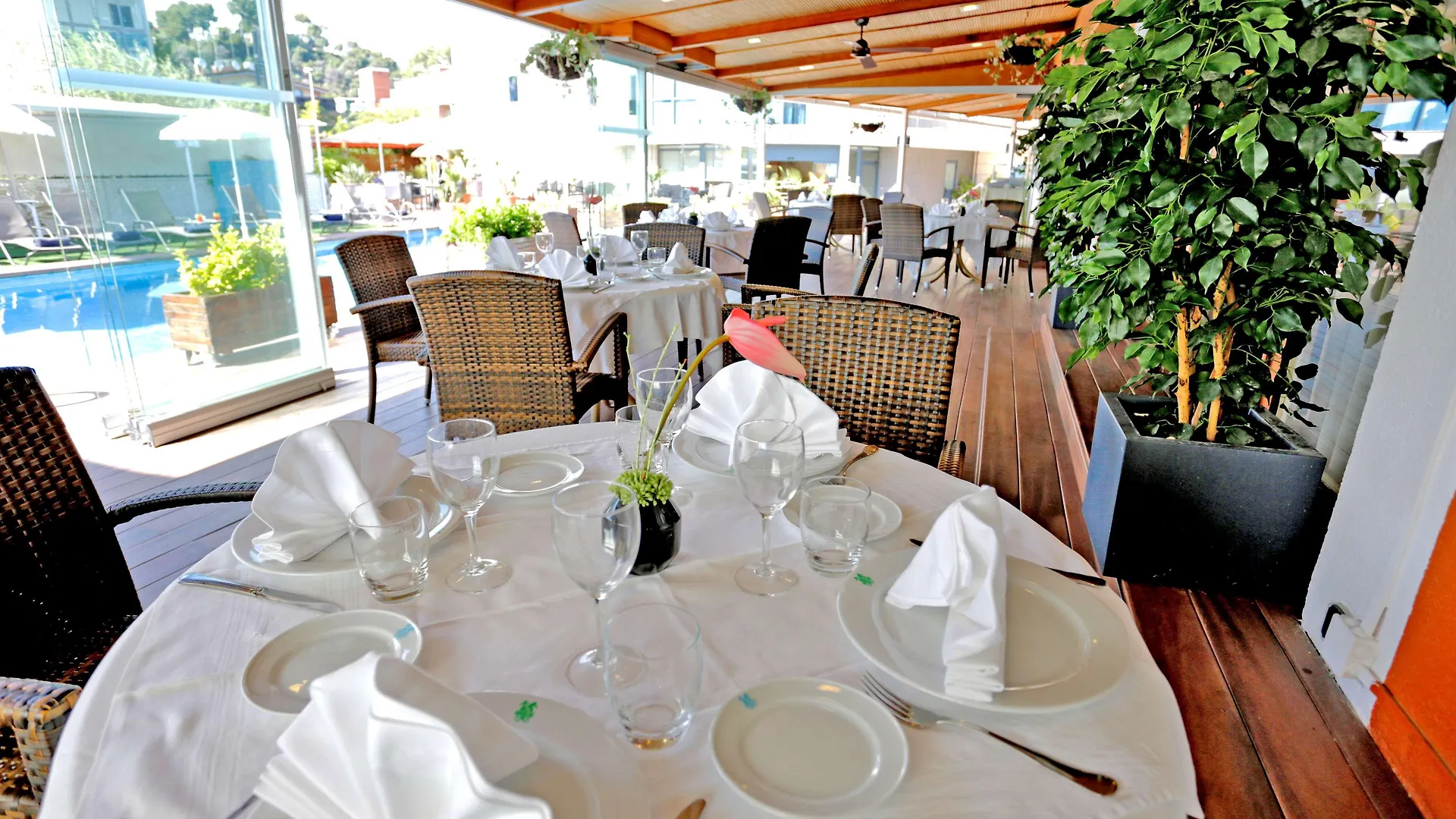Best Western Hotel Mediterraneo Castelldefels 4*,